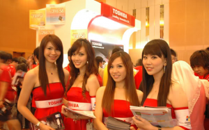 toshiba-girls